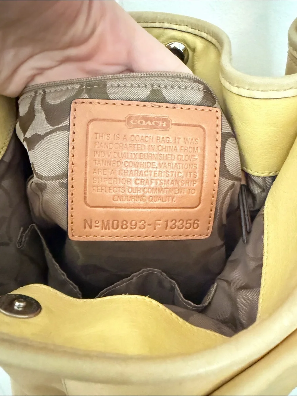 Vintage Coach Bleecker Leather Extra Large Duffle Shoulder Bag Yellow F13356